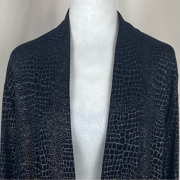 Chico’s Black With Metallic Silver Animal Print Party Event Jacket NWT Size 8 - Picture 3 of 12